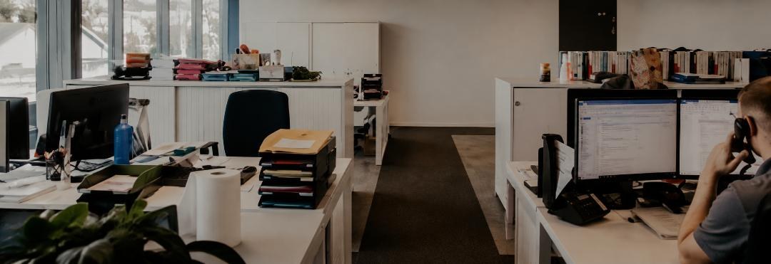 Bureau CR Consult - collaborateurs au travail