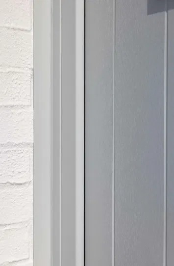 Détail du profilé de porte en PVC