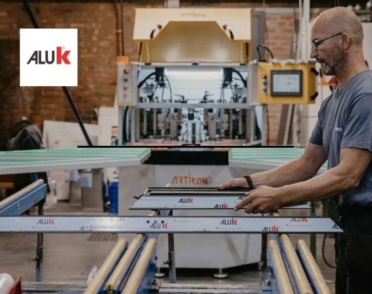 Machine de production AluK en atelier